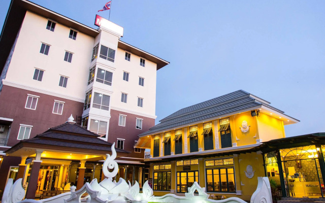 Madina Hotel