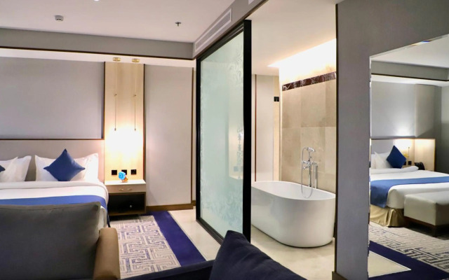 Five Seasons Hotel