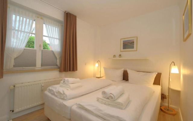 Fewo-Tietje-Traumhafter-Blick-ueber-die-Felder-bis-nach-Keitum