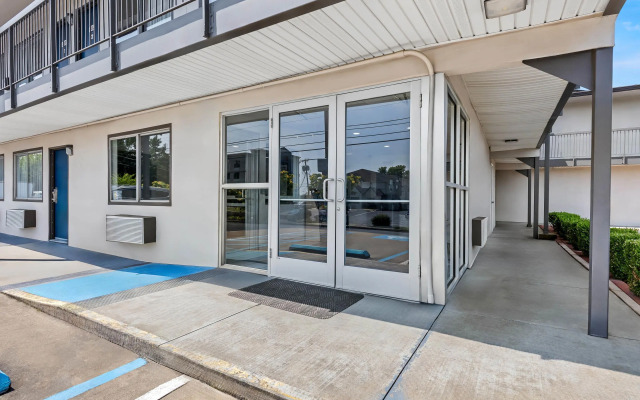 Motel 6 Murfreesboro, TN