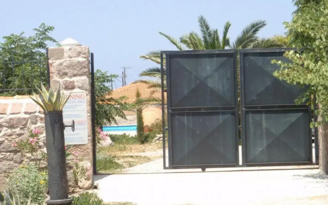 V. Molova, Molyvos, Lesvos