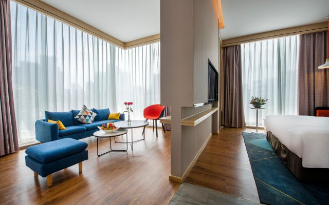 Holiday Inn Express Shenzhen Nanshan by IHG