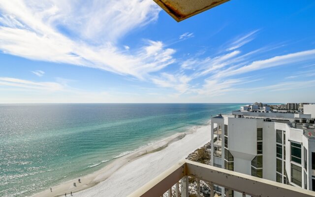 Pelican Beach 1811 1 Bedroom Condo by RedAwning