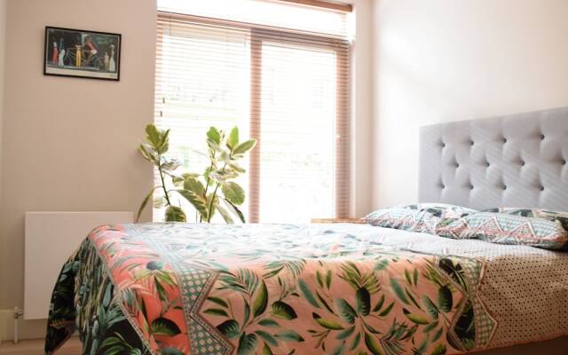 2 Bedroom Appartment With Garden, Sleeps 4