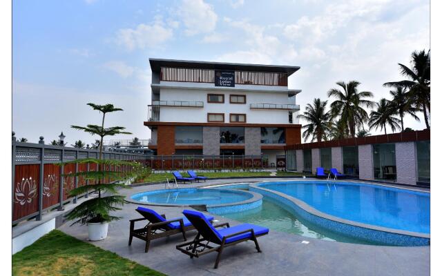 Royal Lotus View Resotel