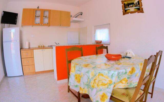 Apartments Anna Maria