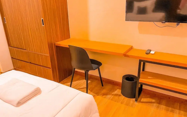 M-LIVIN Dorm Hotel