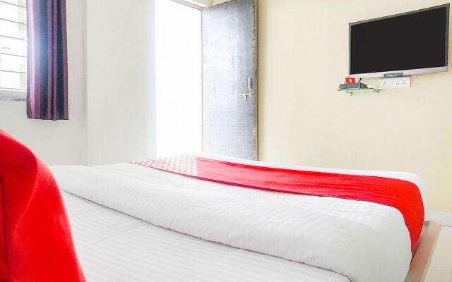 OYO 14747 Hotel Prathik