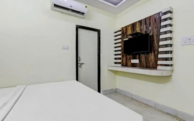 OYO 83366  Hotel SNA Grand