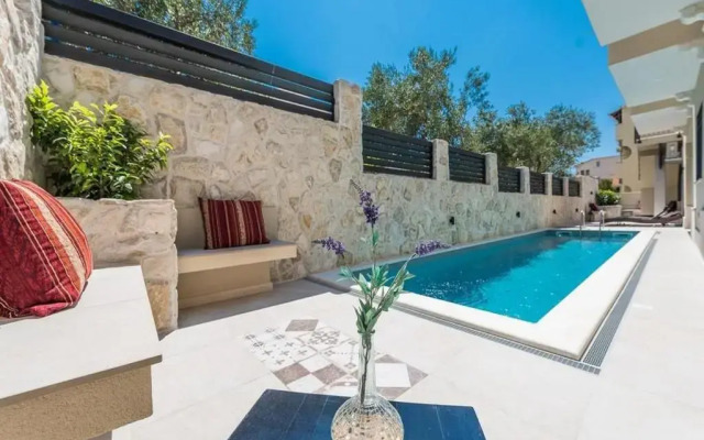 Apartments Škoda I, Škoda II