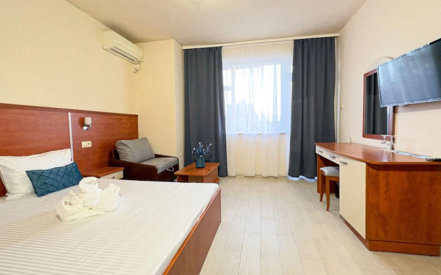 Desudava Hotel