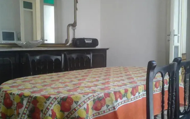 Sisto House