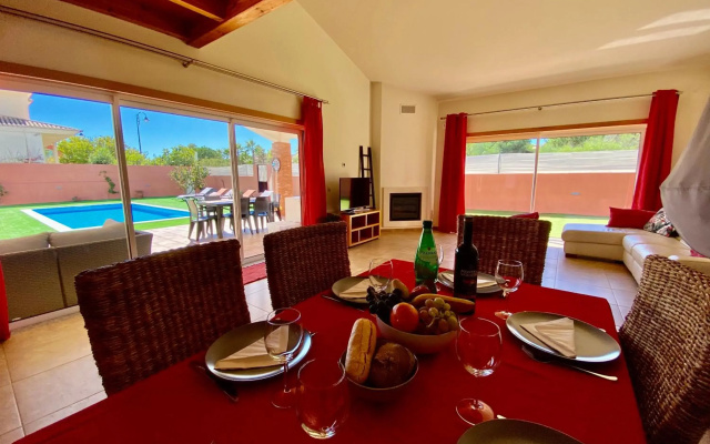 Ponta da Piedade Family House