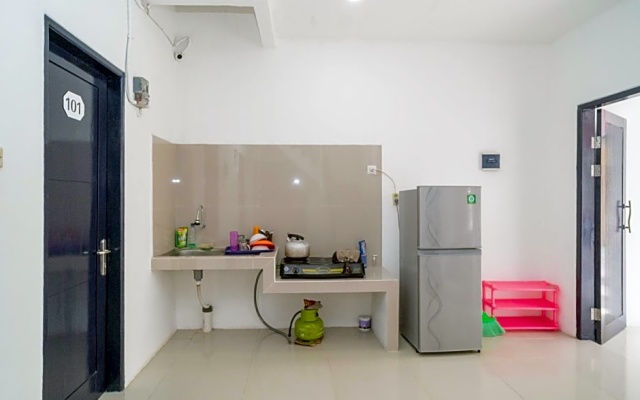 KoolKost Syariah @ Jl Kelapa Dua Raya Tangerang (Minimum Stay 6 Nights) – Kitchen – Tangerang