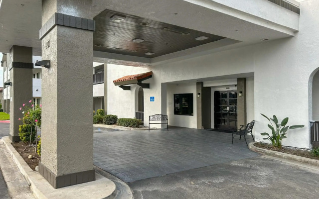 Motel 6 Ontario, CA - Convention Center - Airport