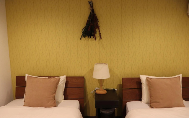 京都一棟貸切 京町屋SHUNJU Kazari 1日1組様限定 – Guest Rooms – Kyoto