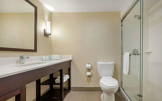 Clarion Hotel Conference Center Lexington North