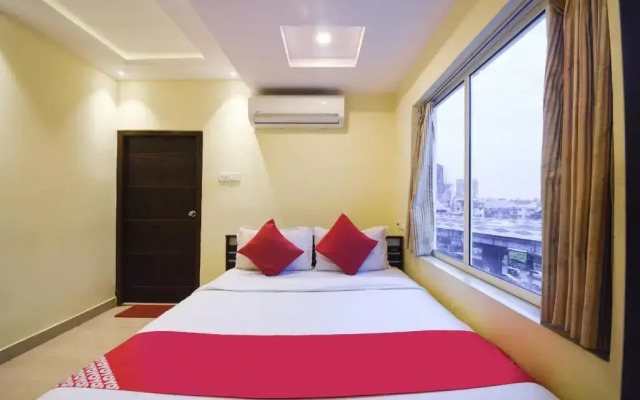 G R Hospitality By OYO Rooms