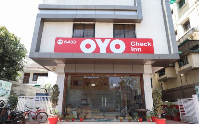OYO 6433 Hotel Check Inn