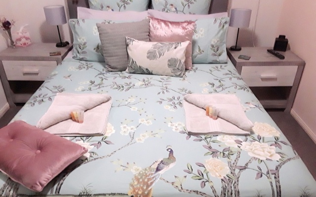 The Peacocks Nest – Guest Rooms – Cairns