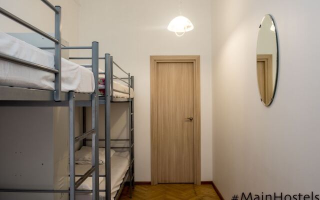 MainHostels