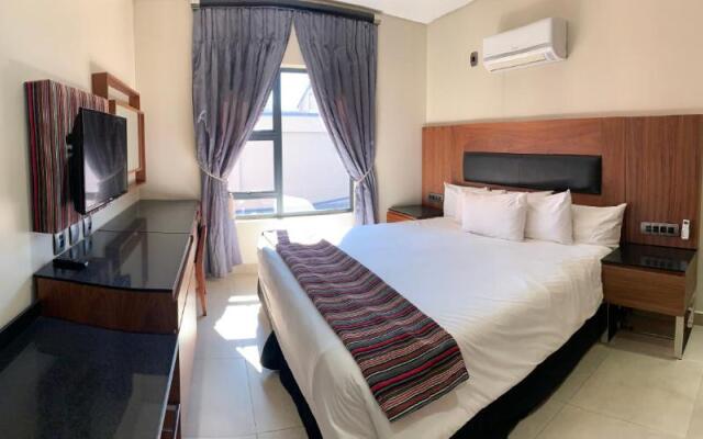 66 Dorp Street Apartment