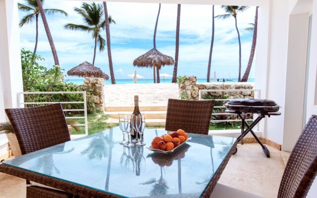 Los Corales Beach Village