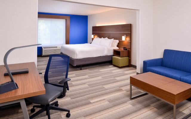 Holiday Inn Express Hotel & Suites Urbana-Champaign, an IHG Hotel