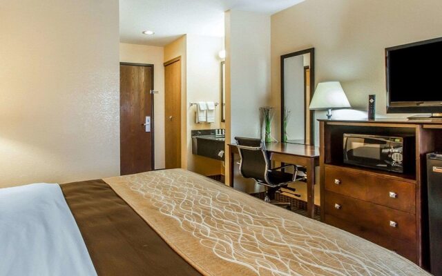 Comfort Inn & Suites