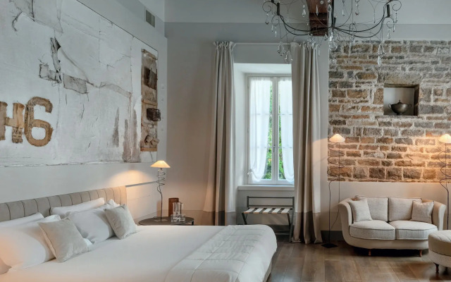 GombitHotel