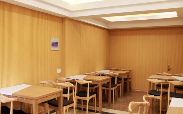 GreenTree Inn Shanxi Taiyuan Zoo Park N Wohushan Road Express Hotel