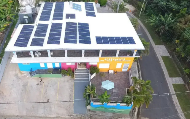 Rainforesthouse4-bl in Ceiba