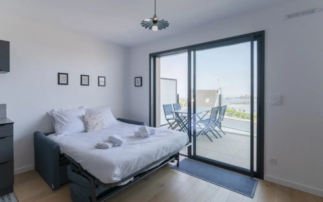 Apartment in Porspoder Near Plage du Bourg