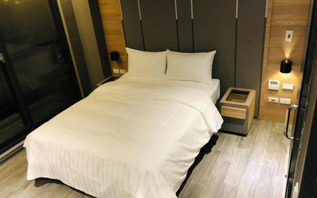 Kiwi Share Hotel - Zhongli Station Branch - Hostel