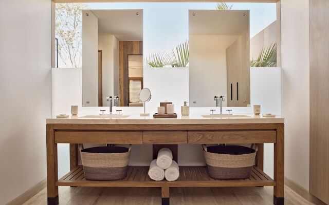 Zadun Los Cabos, a Ritz-Carlton Reserve Residence