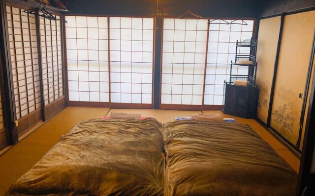 Guesthouse Voketto - Hostel