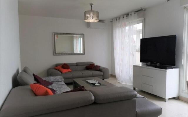 Appartement Cannes la Bocca, 4 pièces, 6 personnes - FR-1-609-11