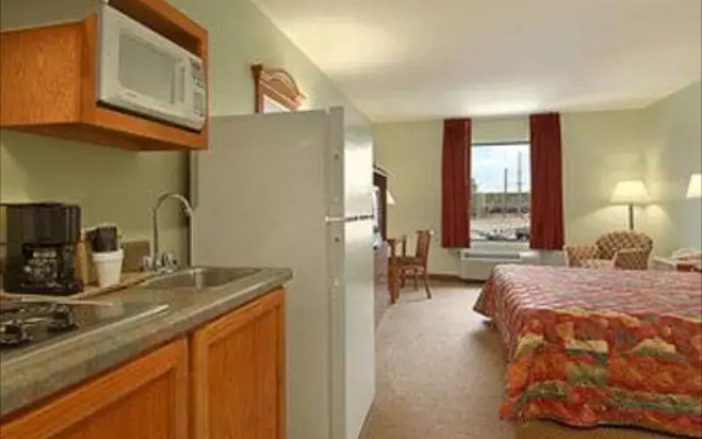 Super 8 Pascagoula