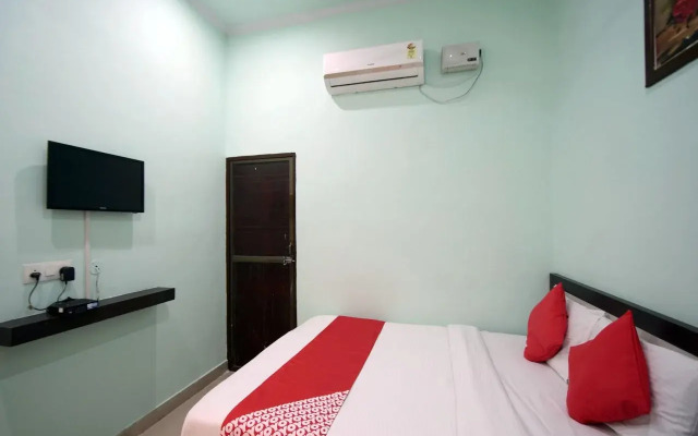 Royal Castillo By OYO Rooms