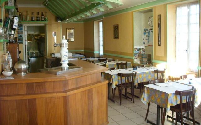 Logis Hôtel La Crémaillère