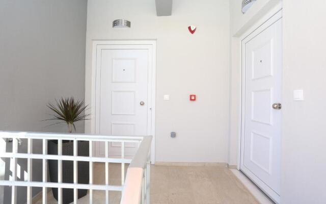 Mare Monte Luxury Apartments 2