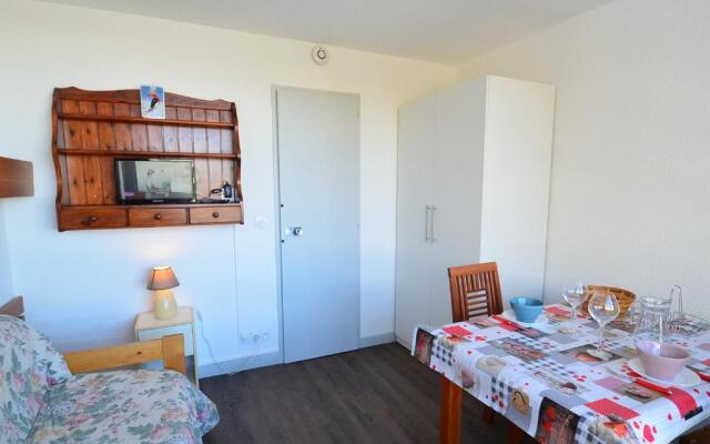 Appartement Les Menuires, 1 pièce, 2 personnes - FR-1-452-273