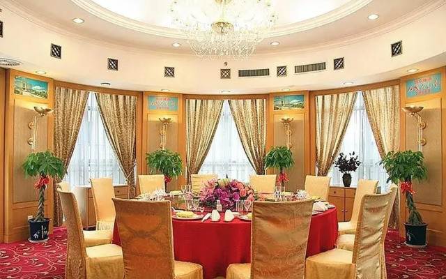 Shun Yi Hotel