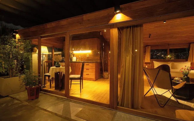 Nexus House Lang Bao Chi