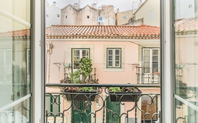 Unique and Stylish Flat in Historic Lisbon