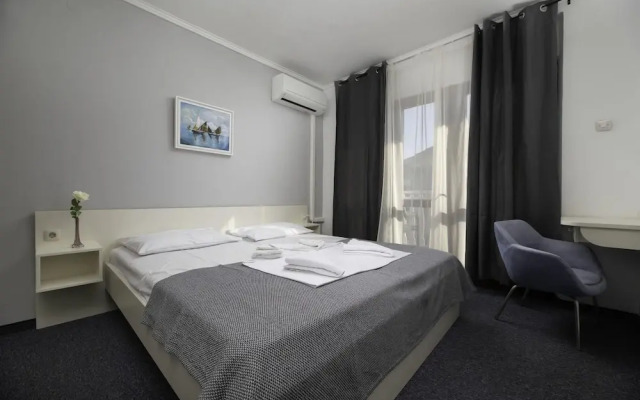 Apartments Vugica Šilo