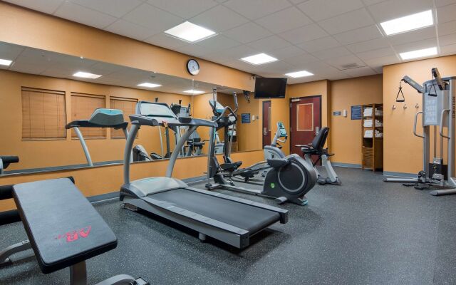 Best Western Plus Hiawatha Hotel