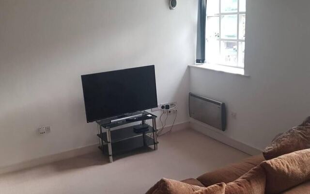 Comfy 1-bed Apartment in Huddersfield