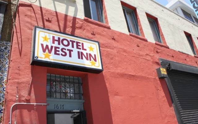 Hotel West Inn Hollywood La, фото 2