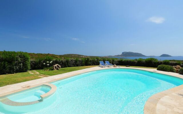 House Iris Golfo Aranci